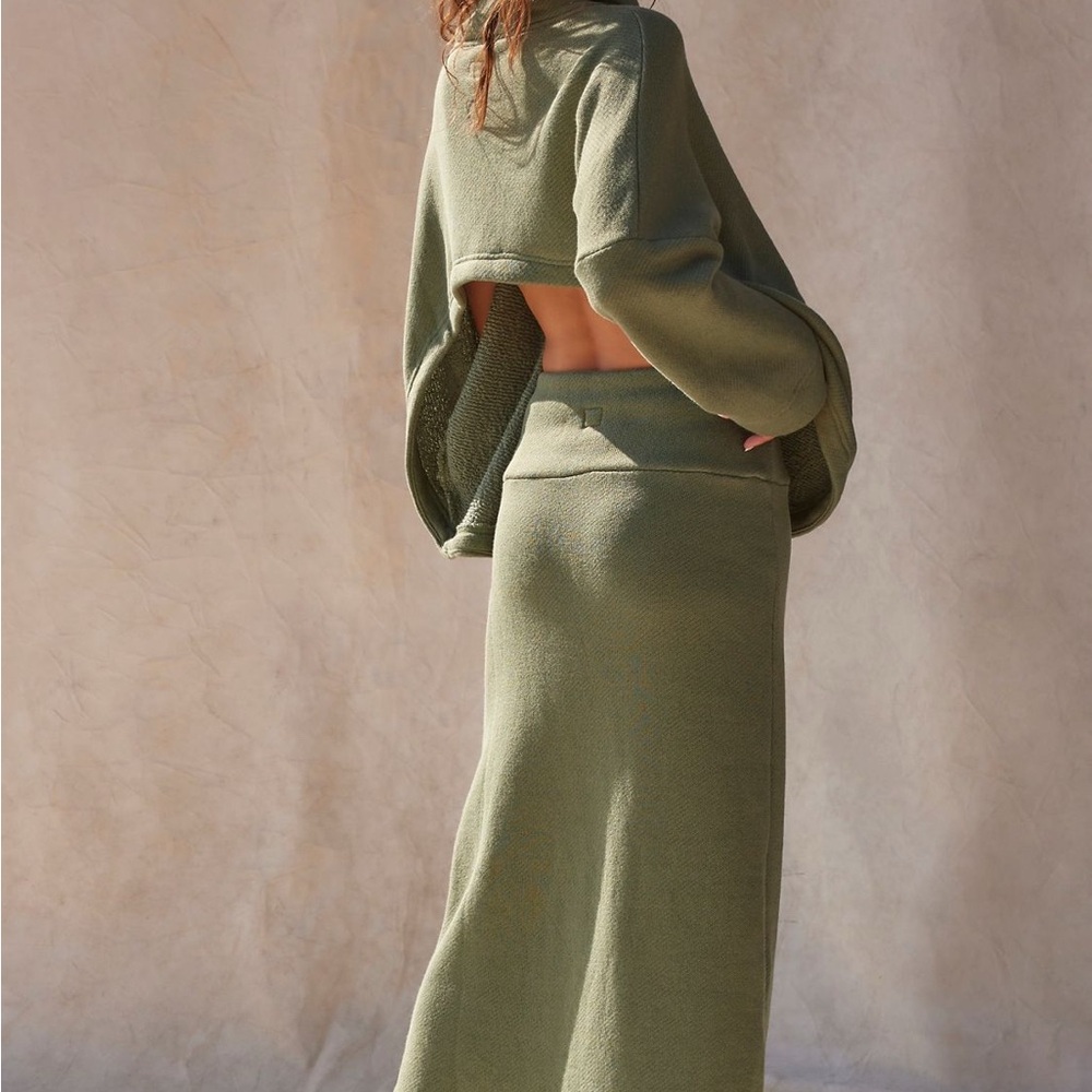 Free People Olive Green Cozy Knit Maxi Skirt and Sweatshirt Set - Picture 3 of 7